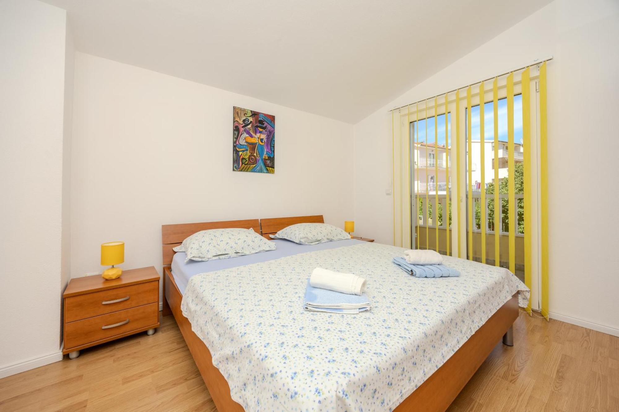 Apartman Markulin Трогир Экстерьер фото