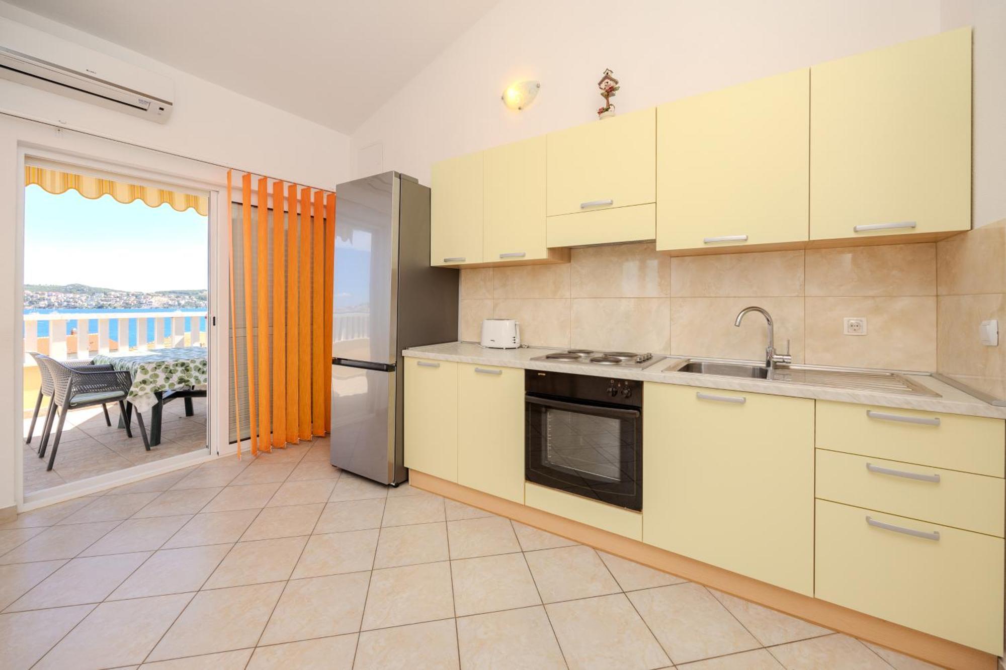 Apartman Markulin Трогир Экстерьер фото
