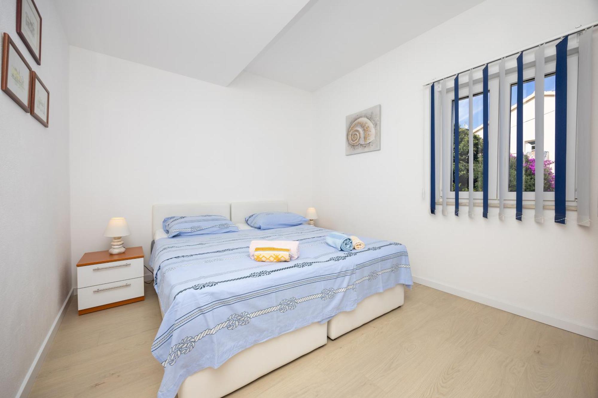 Apartman Markulin Трогир Экстерьер фото