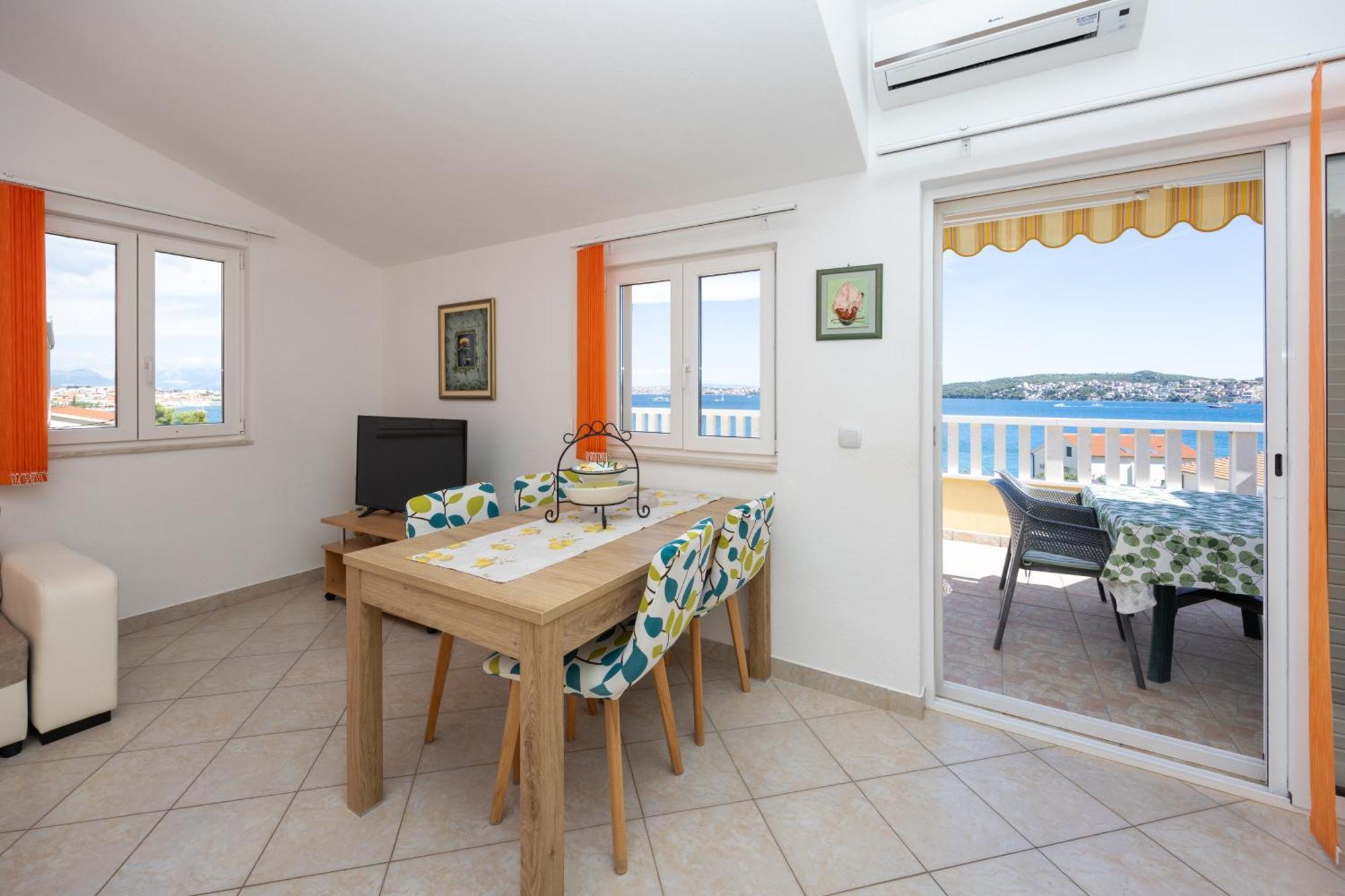 Apartman Markulin Трогир Экстерьер фото