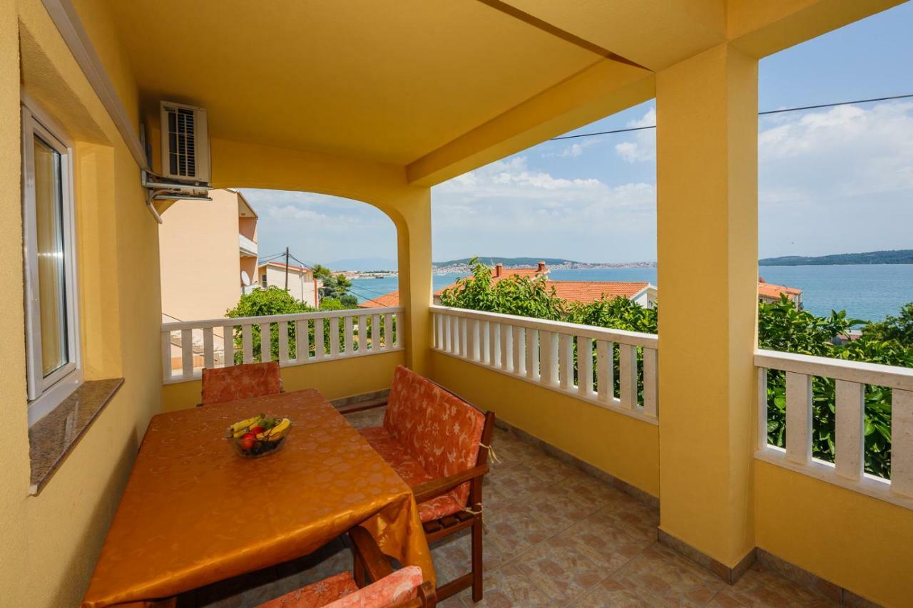 Apartman Markulin Трогир Экстерьер фото