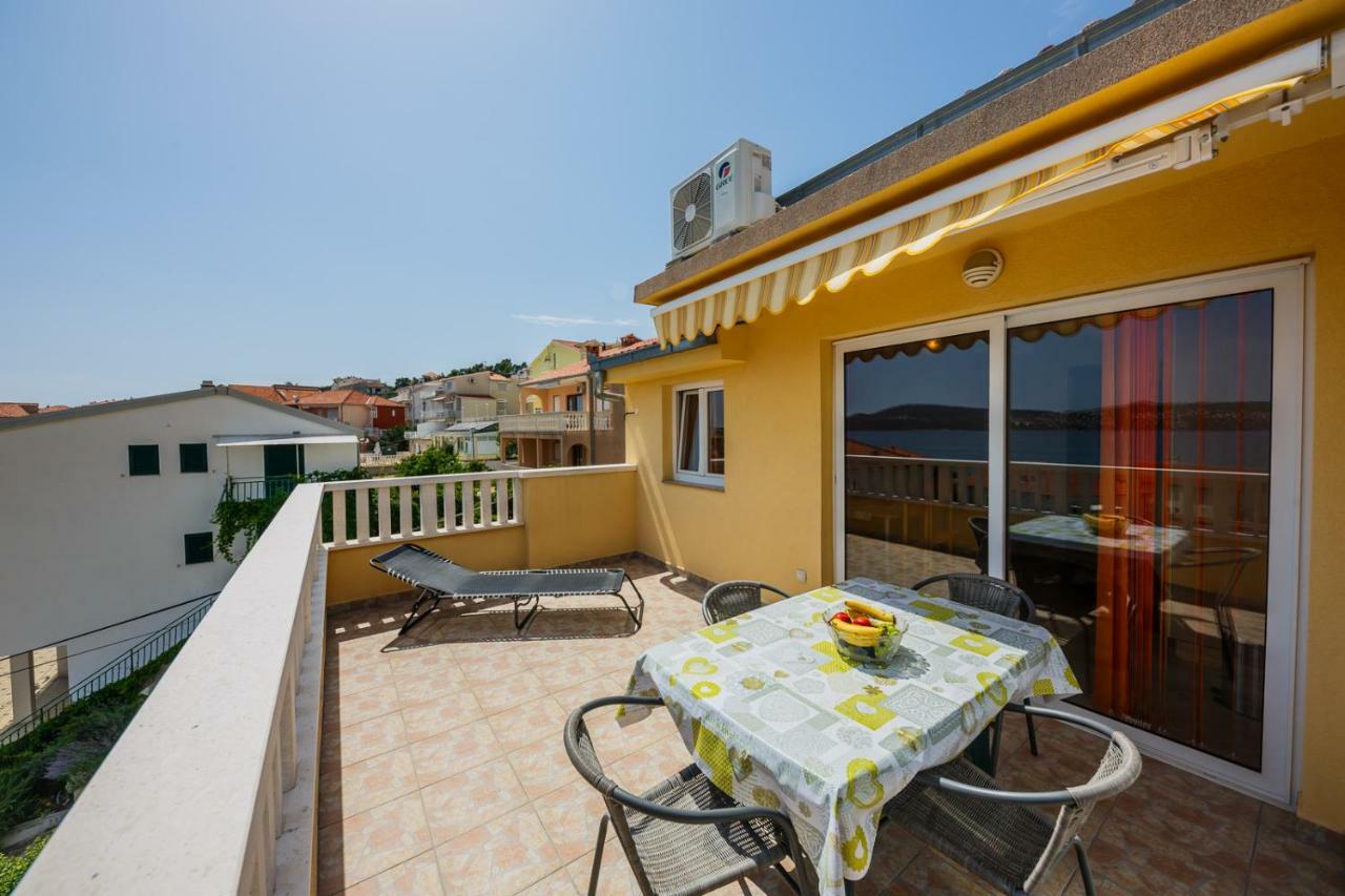 Apartman Markulin Трогир Экстерьер фото